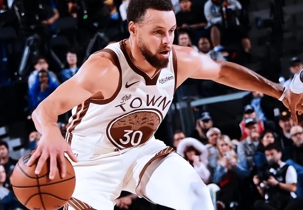 勇士输独行侠！库里空砍38分，梅尔顿库明加尽力，多人打铁无作用